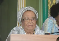 Lula lamenta morte de Mãe Carmen de Oxalá: "Manteve acesa a chama ancestral"