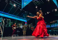 Margareth Menezes celebra 25 anos de álbum com show em Salvador