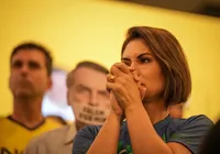 Michelle tem queda de imunidade e se afasta do PL após prisão de Bolsonaro