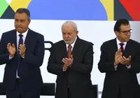 Ministro desiste de reeleição e fica no governo Lula imagem