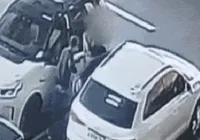 Mulher é sequestrada em estacionamento de supermercado