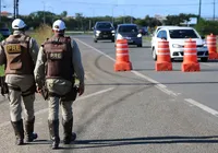 Mulher morre em acidente durante viagem em família em rodovia baiana