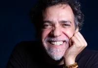 Paulinho Moska apresenta show simbólico inédito em Salvador