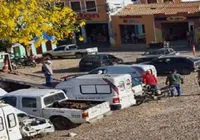 Prefeitura é obrigada a fazer "limpa" em veículos sucateados na Bahia imagem