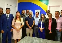 Veja qual foi a reação de bolsonaristas baianos a indicação de Flavio