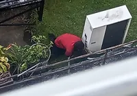 Vídeo: homem foge pelo telhado de órgão público em Salvador após furto