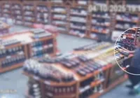 Vídeo: juiz da Lava Jato é flagrado furtando garrafa de champanhe