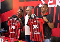 Vitória apresenta Matheus Silva e Caíque Gonçalves como reforços para 2026