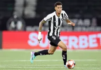 Vitória tenta contratação de volante nascido em Salvador; saiba quem é