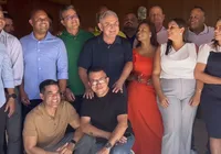 Afago ao aliado e cadeiras vazias: almoço de Coronel com vereadores imagem
