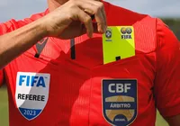 Como virar árbitro de futebol e faturar mais de R$ 200 mil por ano