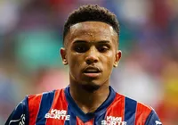 Corinthians desiste de atacante do Bahia por "má relação"; entenda imagem