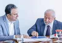Cotado para vice de Lula, petista deixará ministério imagem