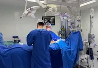 Criança paraplégica pode voltar a andar após cirurgia inédita imagem