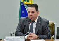 Deputado quer suspender uso de capacete no Brasil; entenda imagem