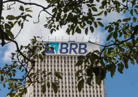 Diretor do BRB fica em silêncio ao depor à PF sobre compra do Master