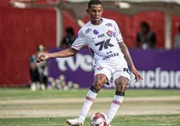 Edenilson garante estar "adaptado" para jogar na zaga ou meio-campo