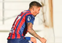Everaldo aponta gramado do Adauto como vilão do jogo: "Bola fica viva" imagem