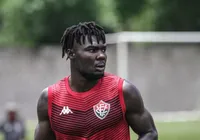 Ex-Vitória que causou transfer ban vira sensação na Argentina imagem