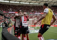 Fluminense entra na disputa por ex-artilheiro do Vitória imagem