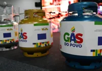 Gás do Povo: Jerônimo anuncia recarga gratuita para famílias da Bahia