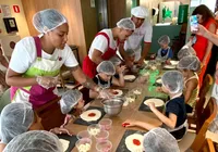 Gratuita! Colônia de Férias do Pepe une cozinha e teatro para crianças