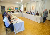 Jerônimo faz reunião com lideranças após rompimento de Coronel imagem