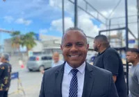 Kiki Bispo celebra Coronel na oposição: "Maior que o Paquetá"