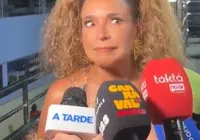 "Me empurre não", pede Daniela Mercury ao citar briga com Tony Salles imagem