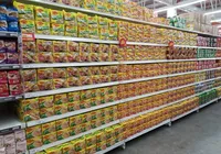 “Miojo” a R$ 0,01 causa correria em supermercado; Veja vídeo