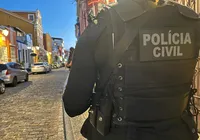 Mulher é presa em operação contra tráfico no Centro de Salvador imagem