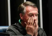 Na prisão, Bolsonaro quer reforçar assistência espiritual imagem