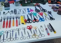 PM apreende mais de 60 objetos perfurocortantes no Carnaval; confira imagem