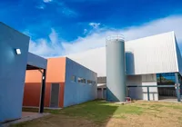 Teixeira de Freitas inaugura nova escola municipal