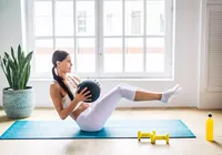 Treinos em casa dão resultados? Especialista explica como ter evolução