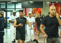 Turistas prolongam estadia e 45% ficam sete dias ou mais em Salvador no Carnaval imagem