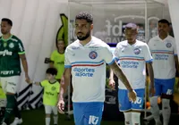 Vídeo: De saída, Matheus Bahia é flagrado em jogo do Internacional
