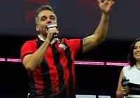 Wagner Moura é homenageado pelo Vitória após indicação ao Oscar imagem