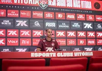 Zé Breno comenta falta de gols do Vitória: "Melhorar no terço final" imagem