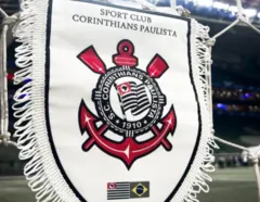 Após 12 anos na Europa, ex-Vitória é anunciado pelo Corinthians - Imagem