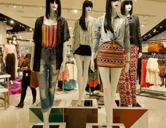 Famosa marca que fez sucesso no Brasil decreta falência e fecha 300 lojas - Imagem