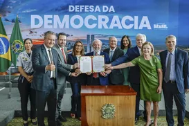 8 de Janeiro: STF e Congresso esvaziam ato de Lula no Planalto - Imagem