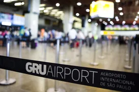 Aeroportos de SP têm mais de 300 voos cancelados após vendaval - Imagem