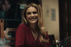 Após 10 anos, Paloma Bernardi reaparece na Globo em série policial - Imagem