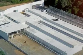 Autoridades procuram 12 detentos que fugiram de prisão no Amazonas - Imagem