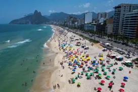 Brasil bate recorde e recebe 9 milhões de turistas em 2025 - Imagem