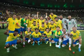 Clube da Série A quer contratar ex-volante da Seleção Brasileira - Imagem