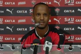 Cuidado com o Papai Noel: relembre reforços de Natal que decepcionaram - Imagem