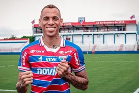 Desejado pelo Vitória, atacante fecha com clube da Série A - Imagem