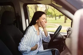 EUA aprova medicamento que promete reduzir enjoo em veículos; entenda - Imagem